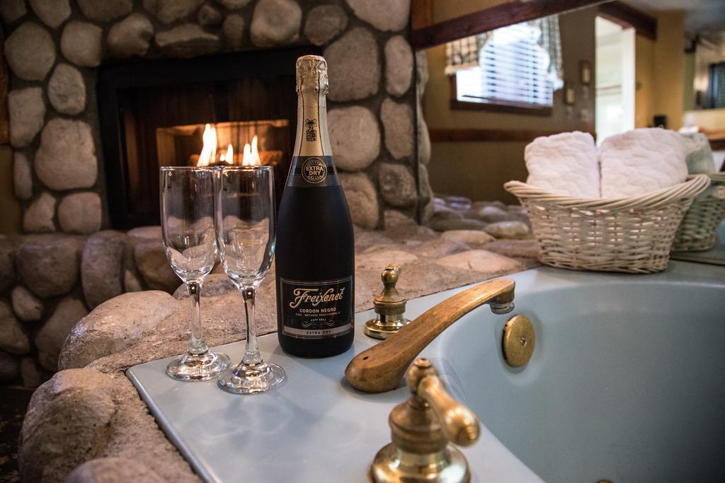 Sleepy Forest Cottages Big Bear Lake Room photo