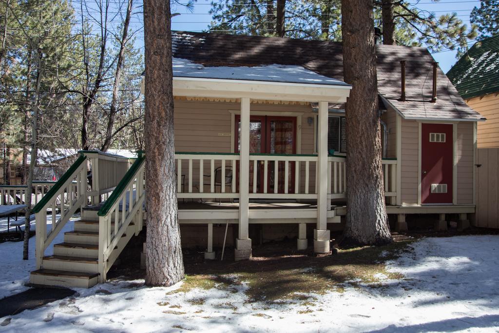 Sleepy Forest Cottages Big Bear Lake Exterior photo