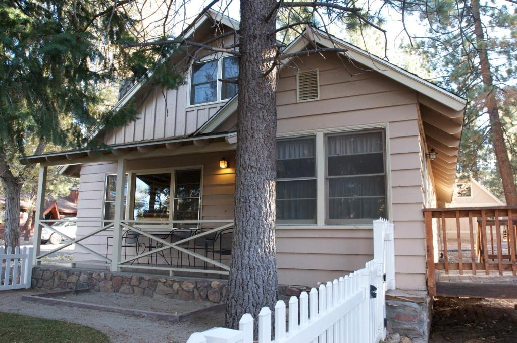 Sleepy Forest Cottages Big Bear Lake Exterior photo