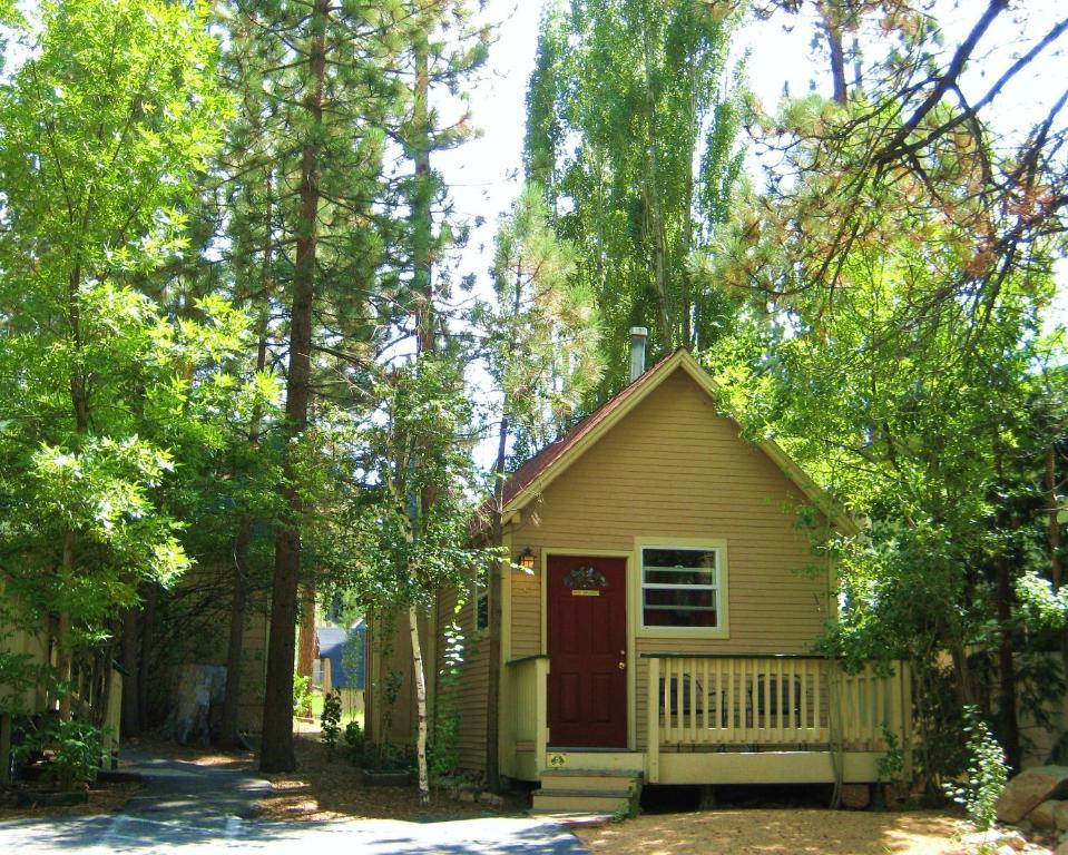 Sleepy Forest Cottages Big Bear Lake Room photo